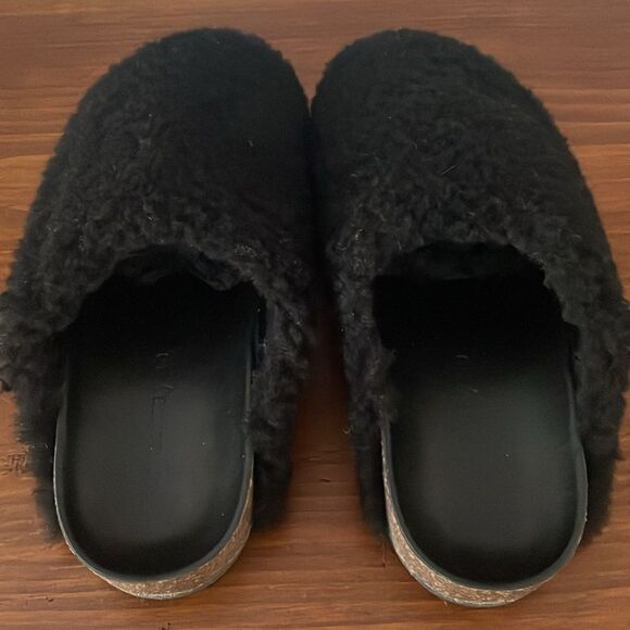 Jenni Kayne Shearling Moc Clog in Black - Picture 5 of 8